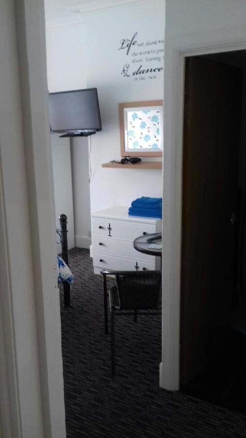 Amber Lodge Guest House 그레이트야머스 외부 사진